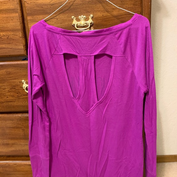 Two workout top sz Medium  Reebok & Roxy - Picture 4 of 4